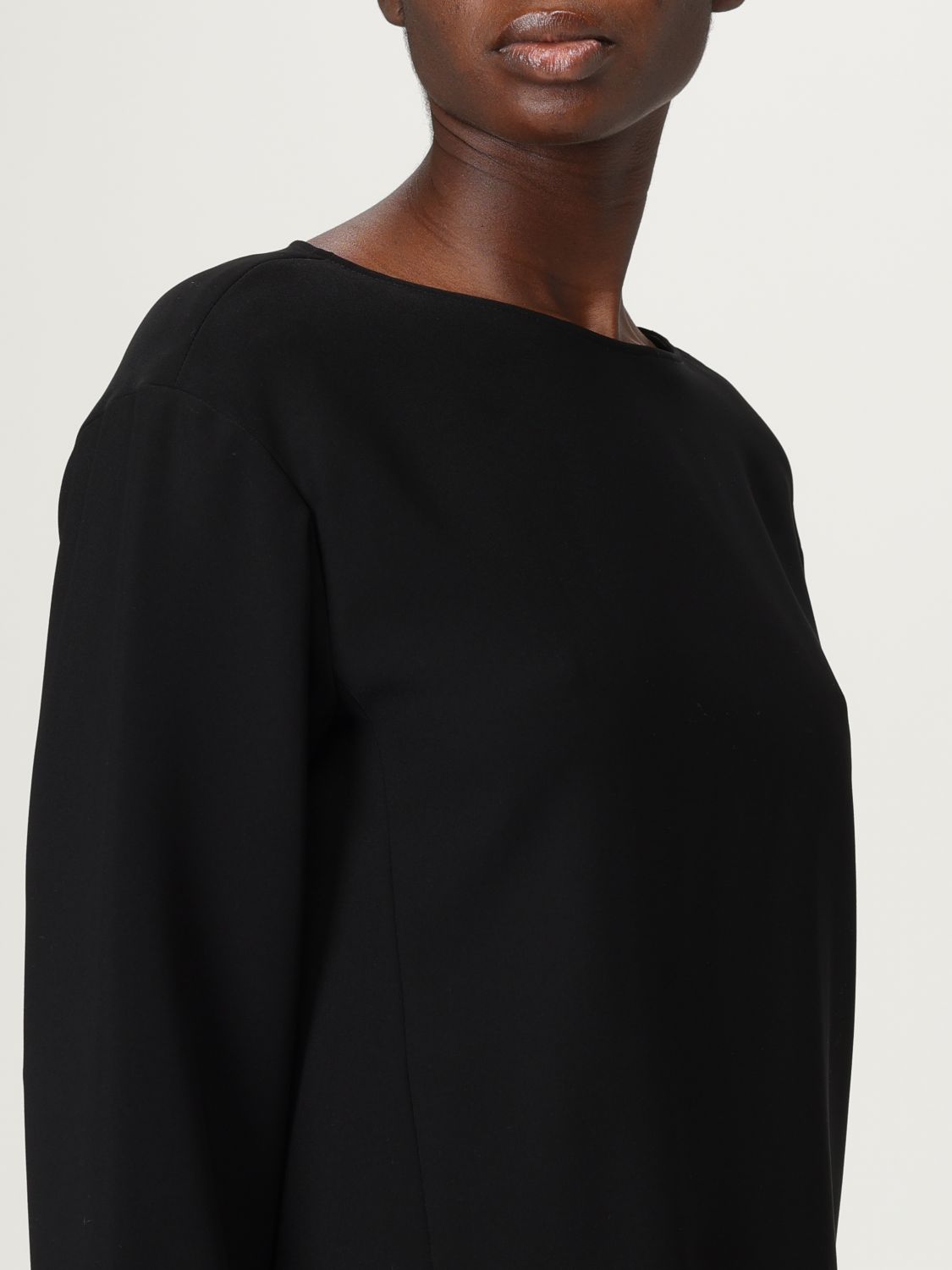 Top Woman color Black