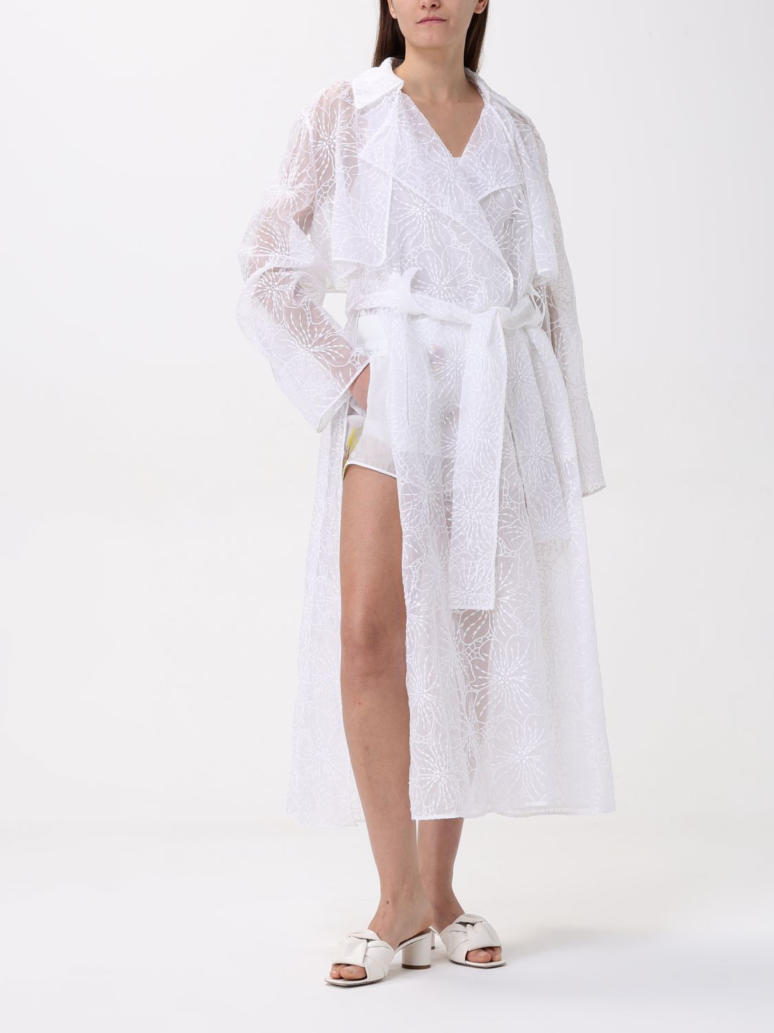 Short Woman color White
