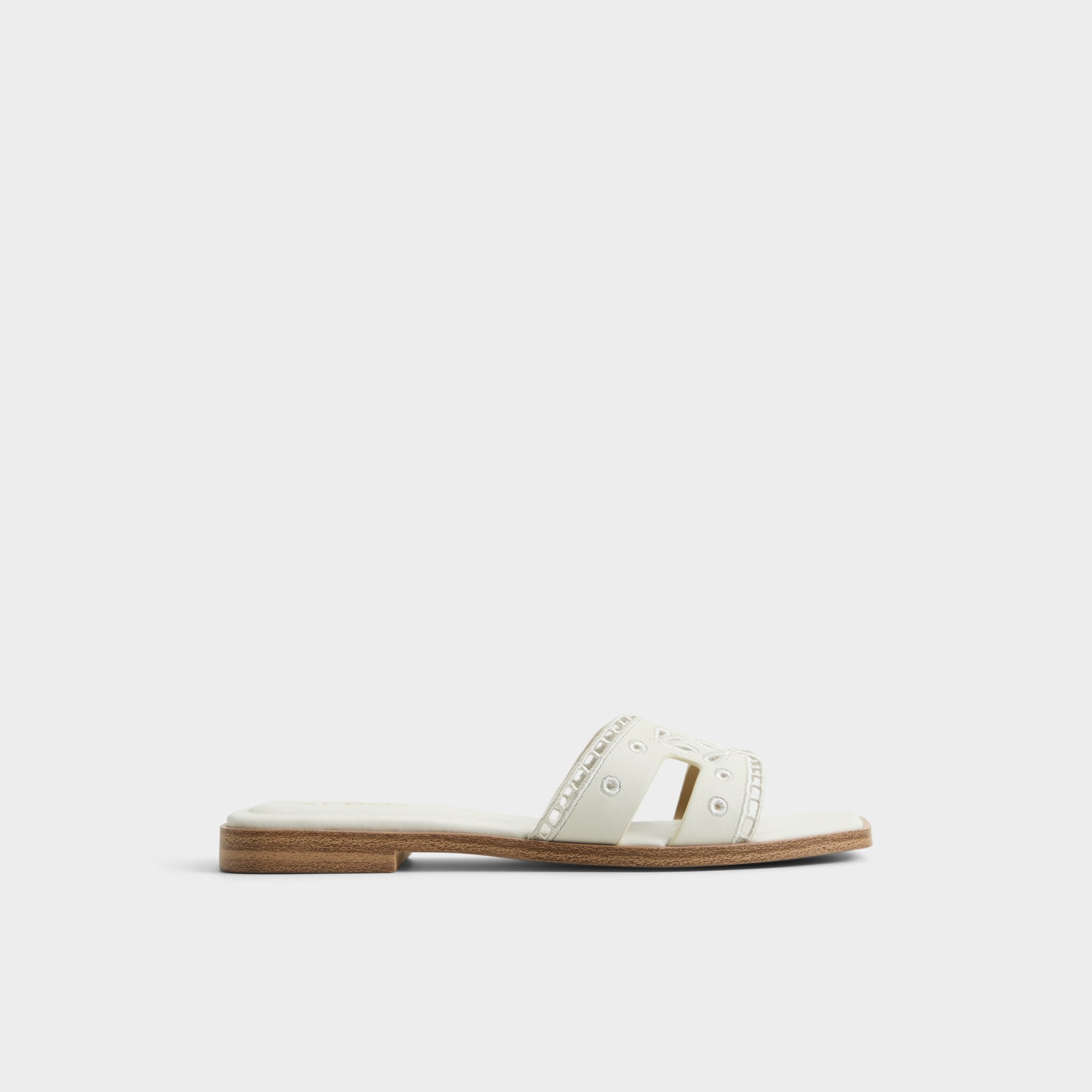 Itsandal in Other White