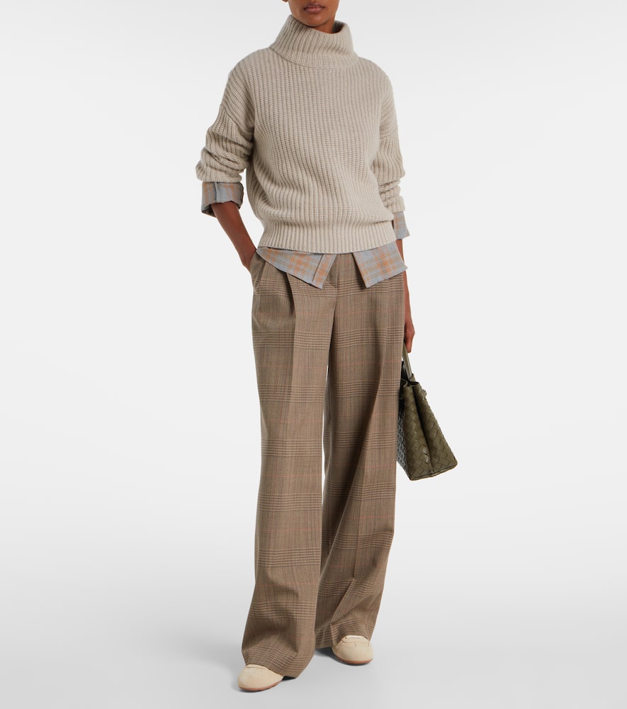 Julina cashmere turtleneck sweater