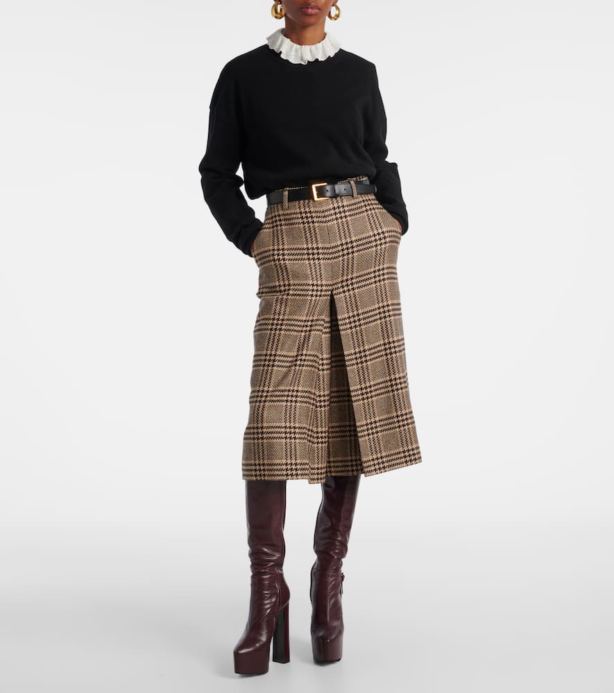 Lace-trimmed cotton poplin blouse