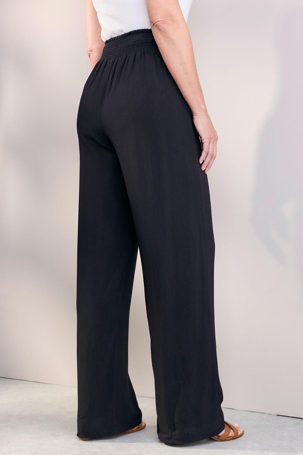 Cotton Traders Women's Wide Leg Pull On Trousers 27" 68. inside leg in Black