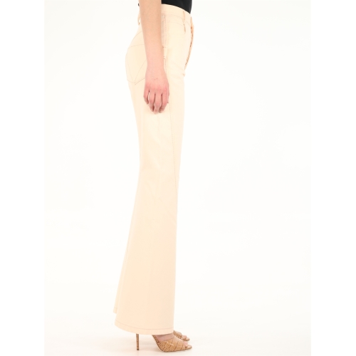 High-waisted jeans
