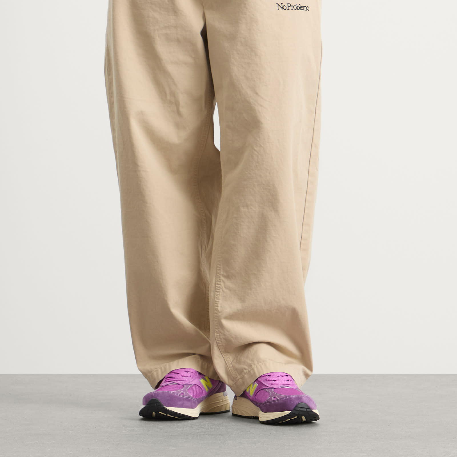 U9934JA Made in USA Sneaker in Passion Fruit
