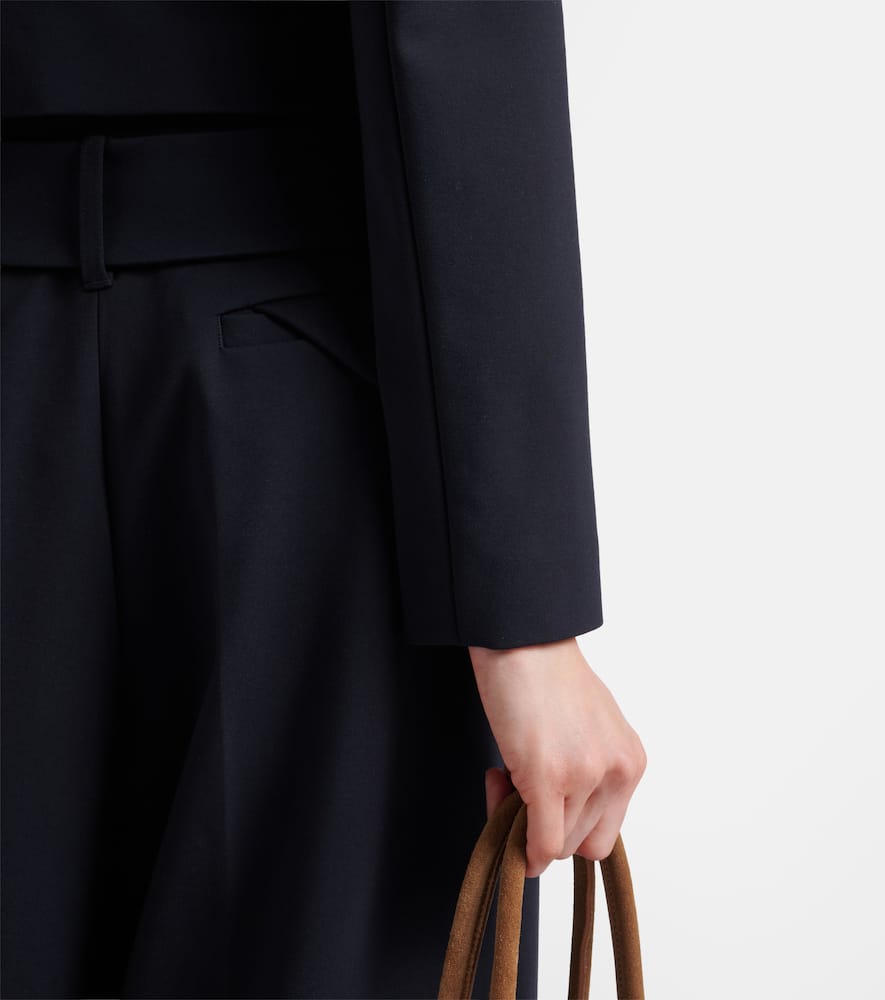 Emotional Essence cropped blazer