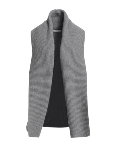 Woman Cardigan Lead