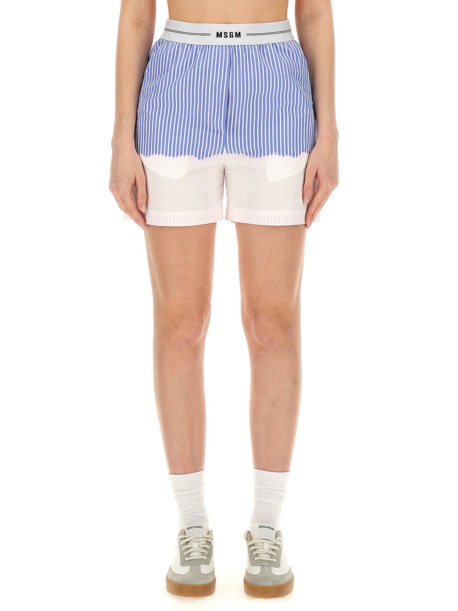 Shorts with logo band