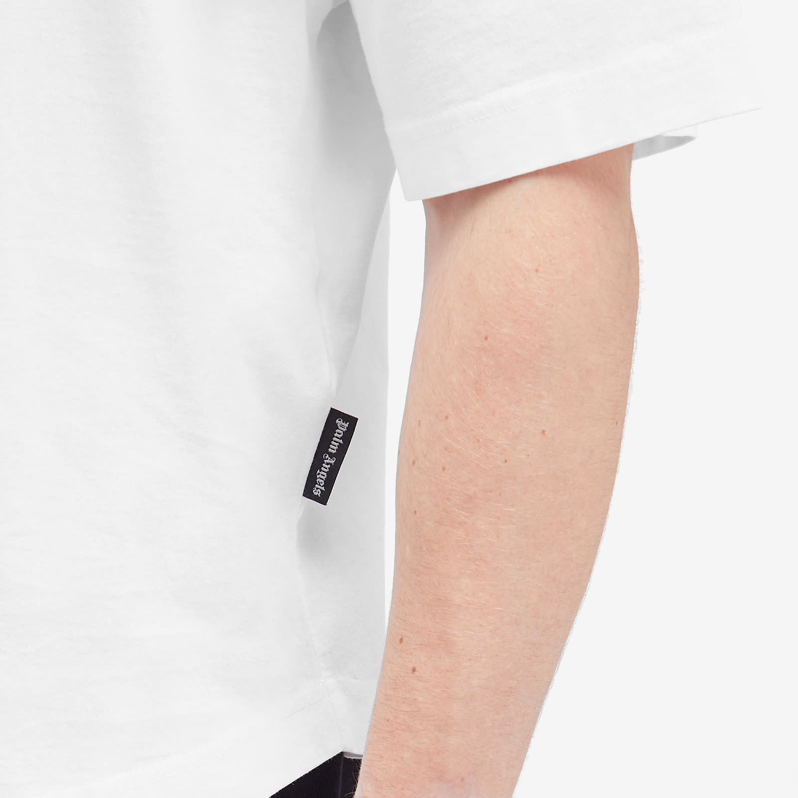 Men's Curved Logo T-Shirt in Black