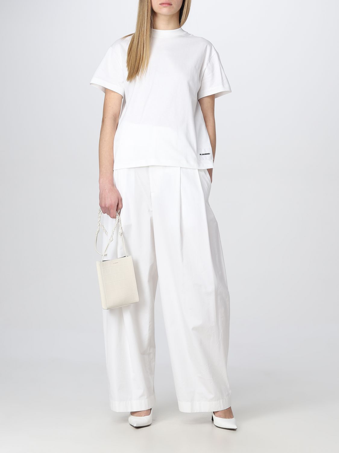 T-Shirt Woman color White
