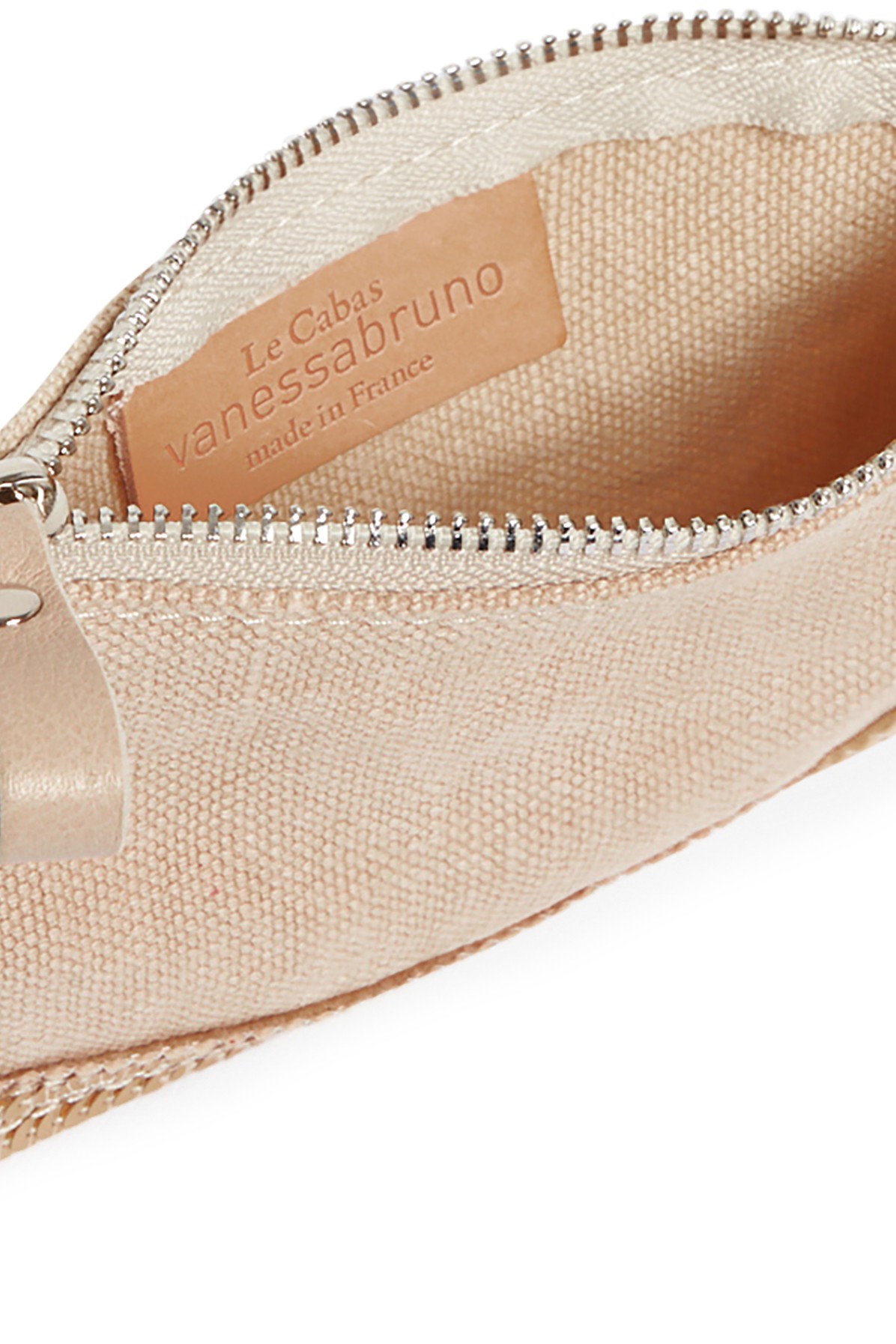 Zipped clutch