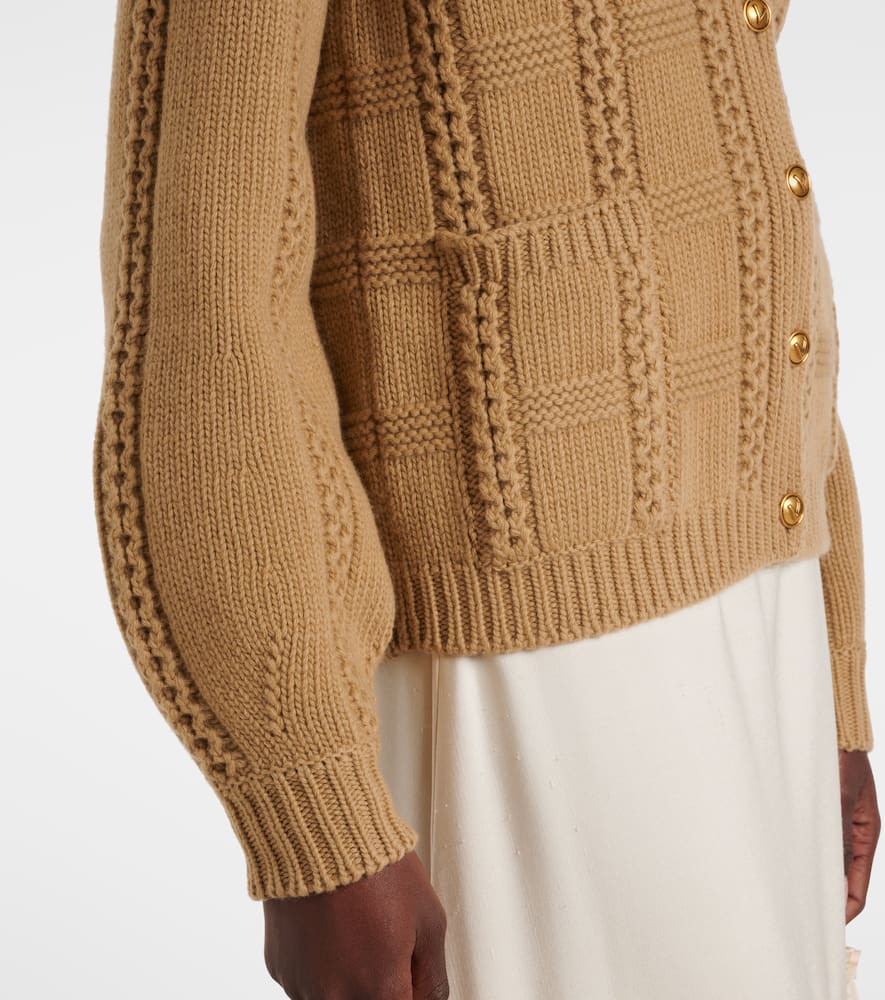 Virgin wool cardigan
