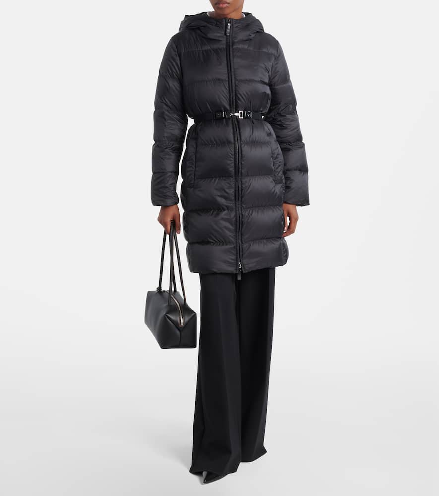 Belted quilted down coat