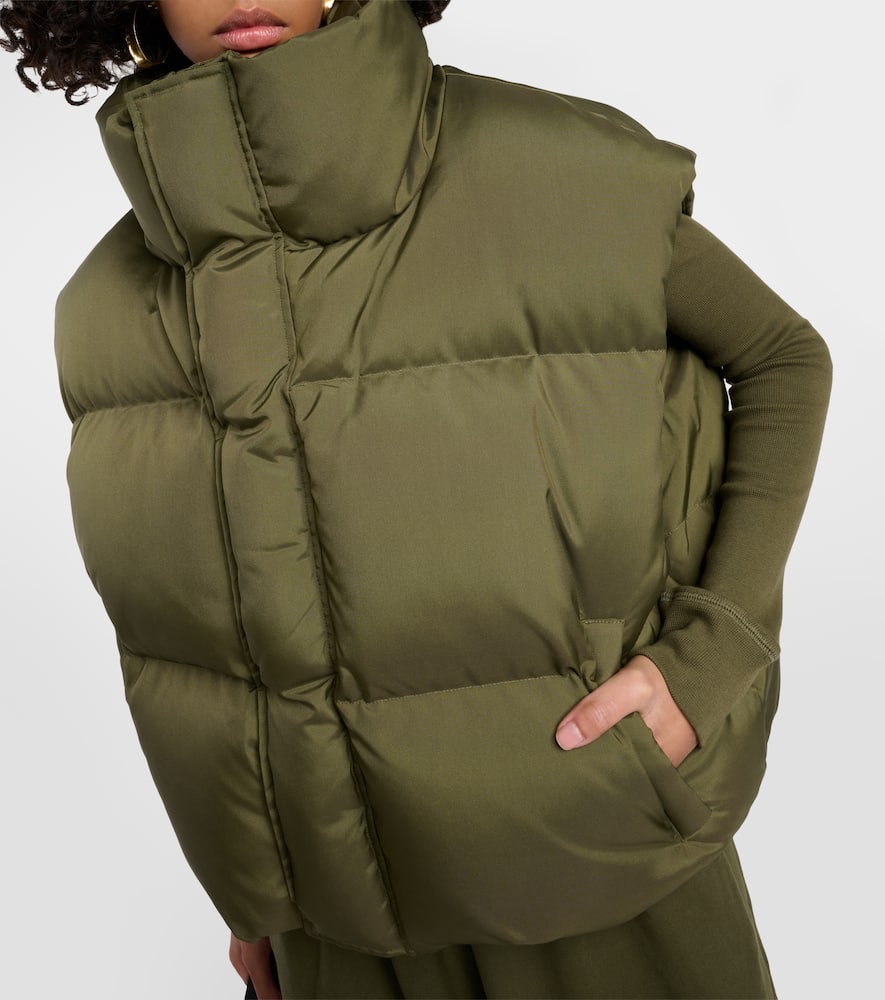 Cropped down vest