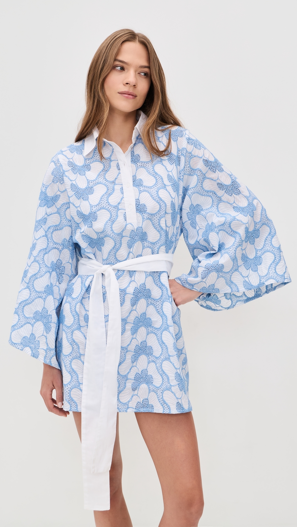 Lupy Short Coverup Eyelet Butterfly Blue L