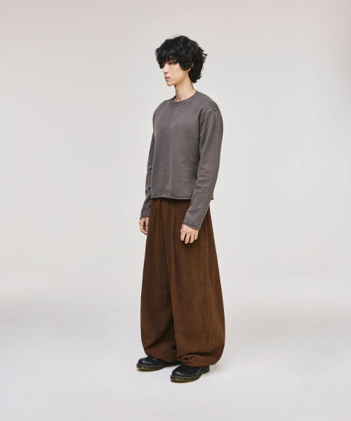 Curved Corduroy Banding Pants