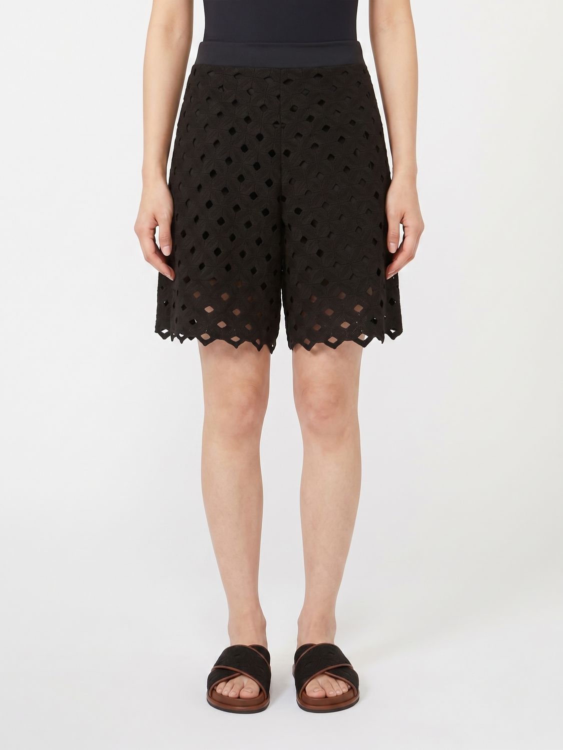 Shorts Woman color Black