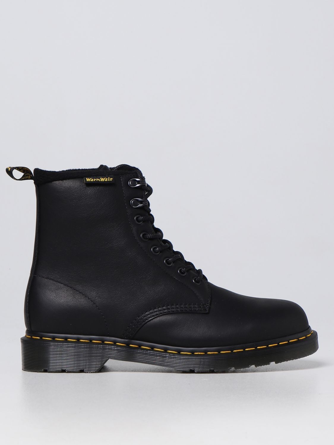 Boots Men color Black