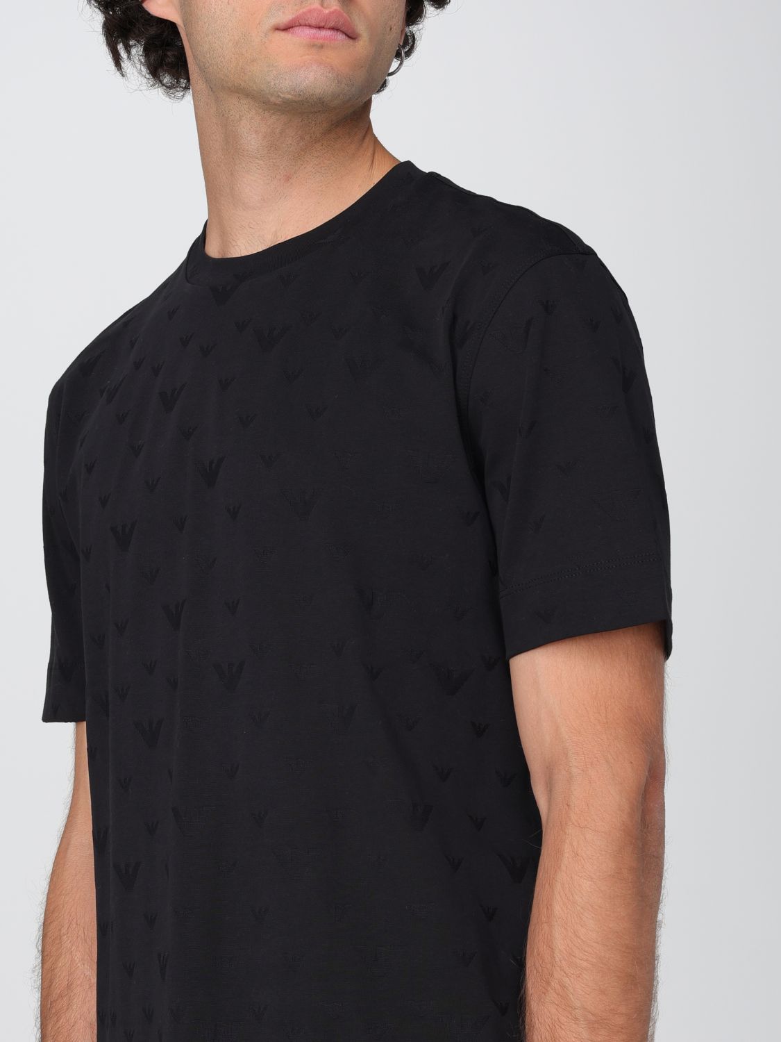 T-Shirt Men color Black