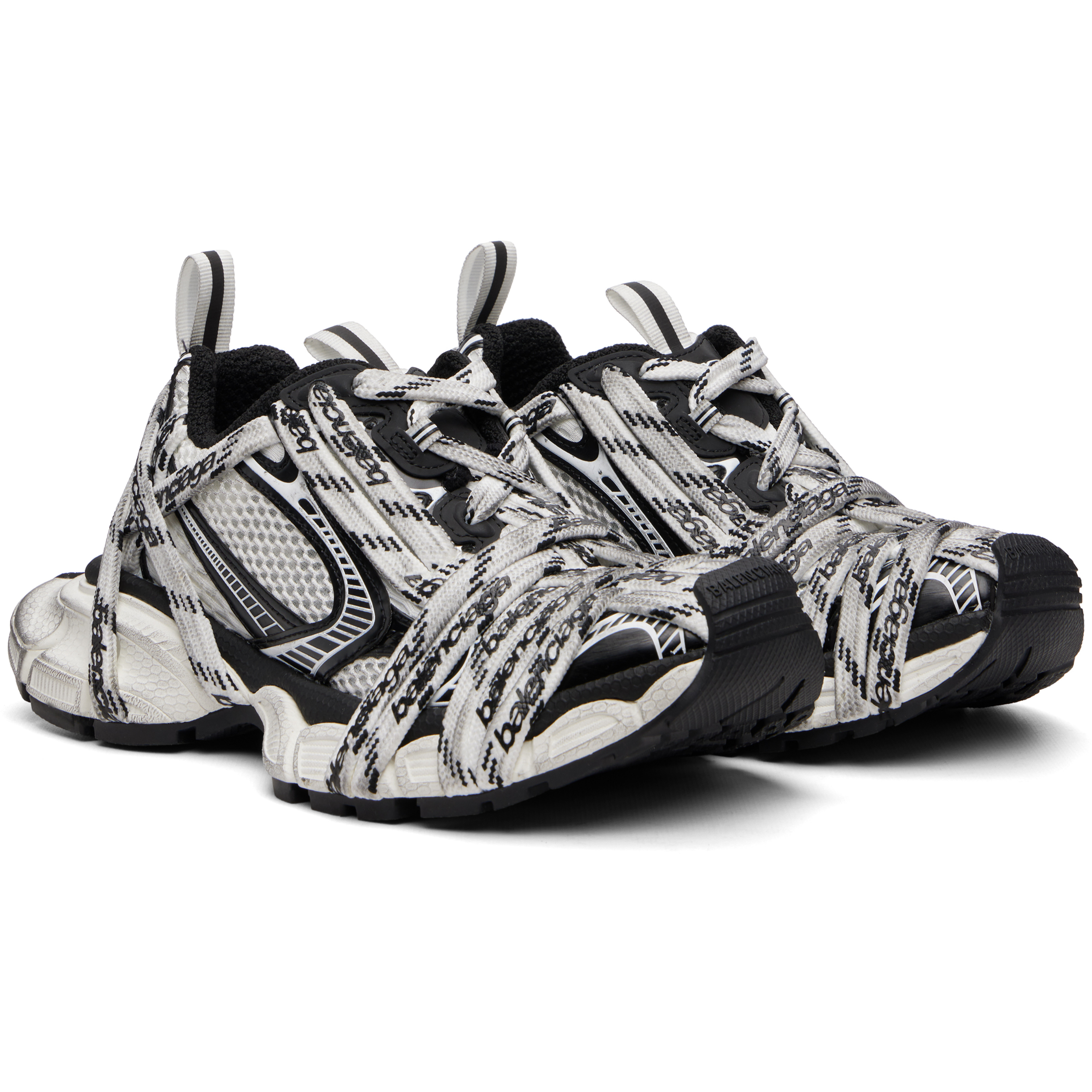 White & Black 3XL Extreme Laces Sneakers