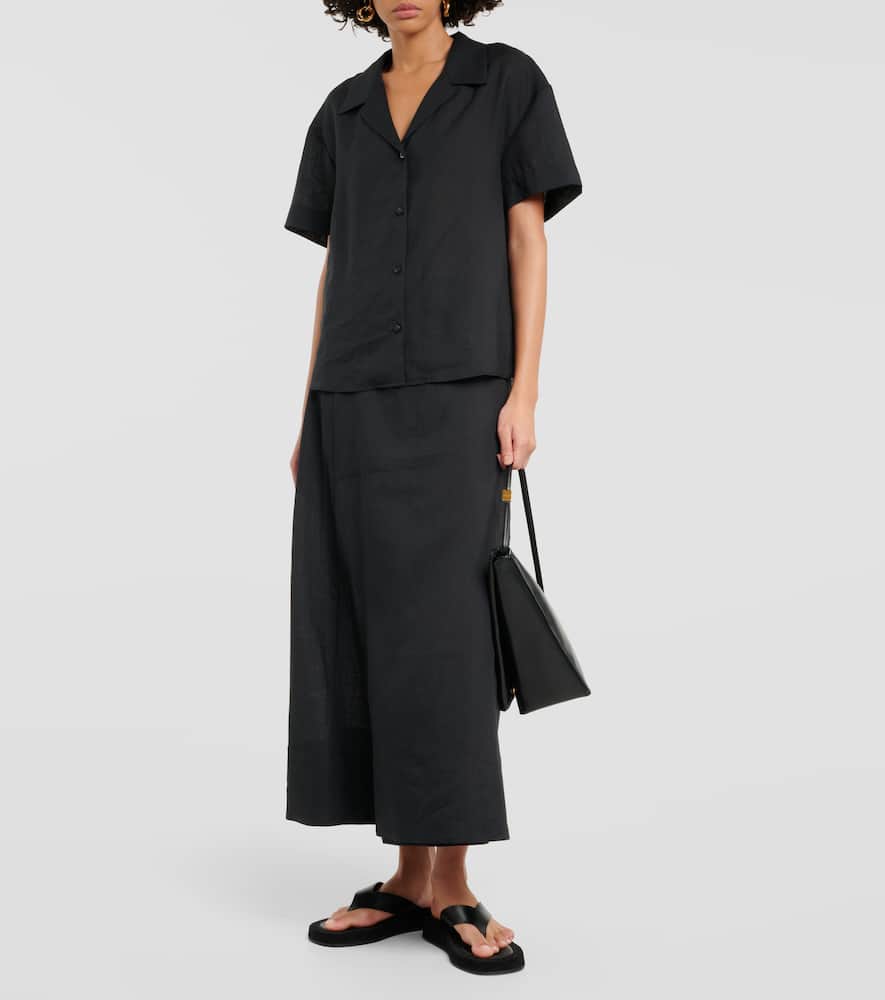 Prague linen shirt