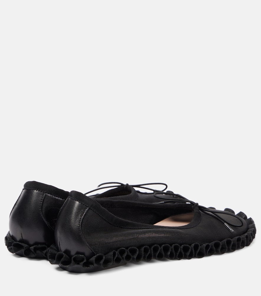 Ruffled mesh ballet flats