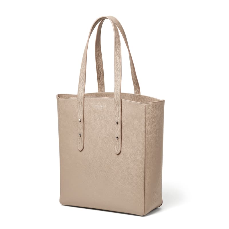 Essential Leather Tote Bag in Soft Taupe Pebble