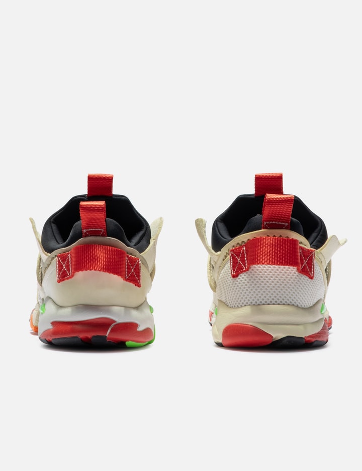 Manifesto Sneakers