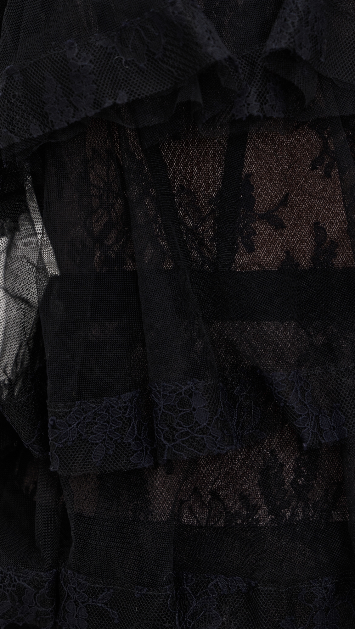 Tove Tiered Lace Dress Black Gold