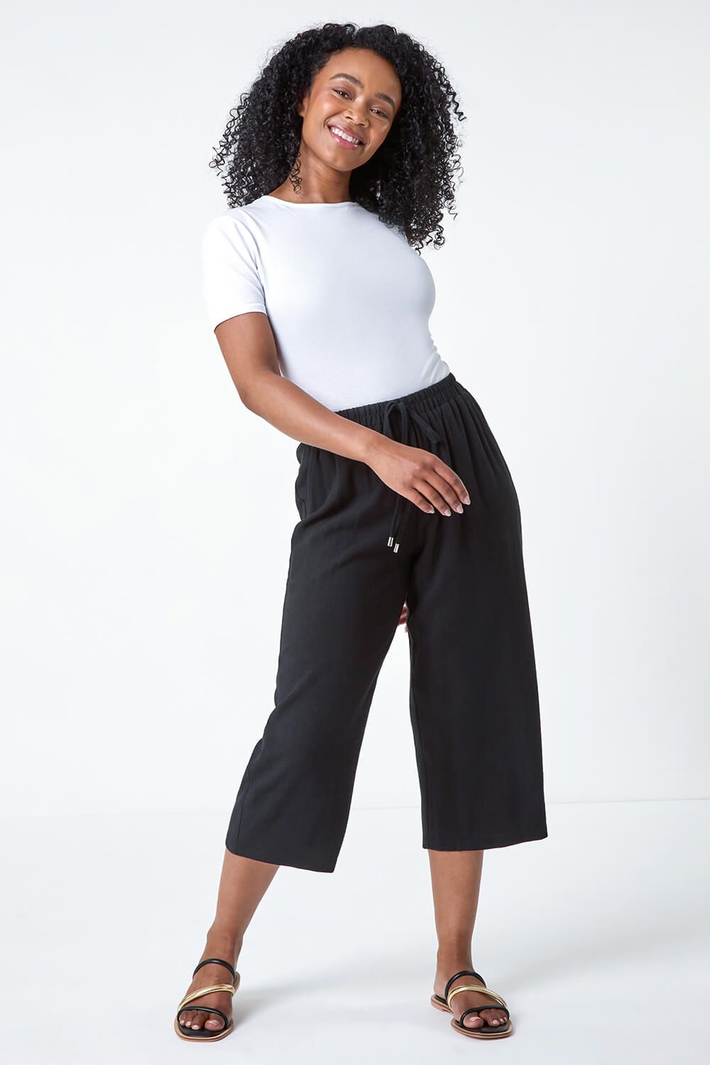 Roman Women's Petite Linen Blend Wide Cropped Trousers in Black