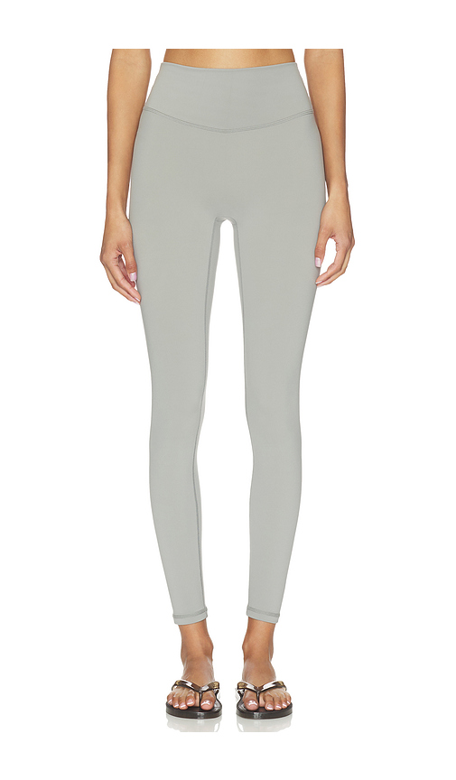 FORM Core Leggings in Grey. L. Also in