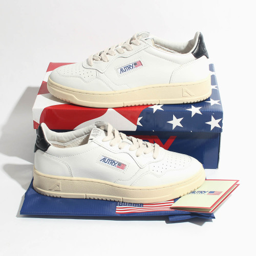 Leather Sneakers With Contrasting Heel Tab