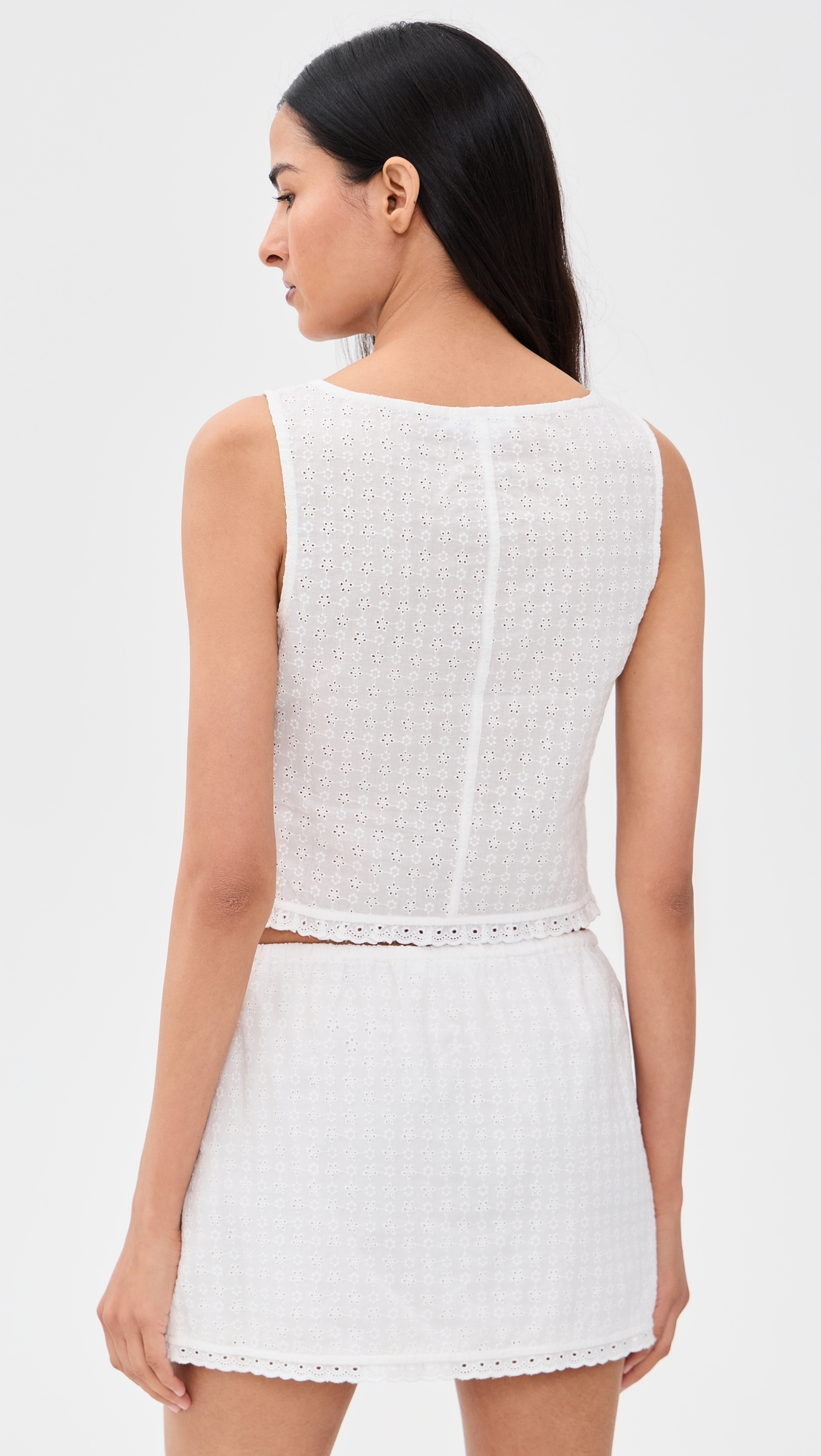 The Eyelet Top White001