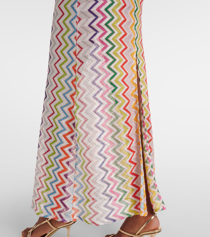 Zigzag open-back maxi dress