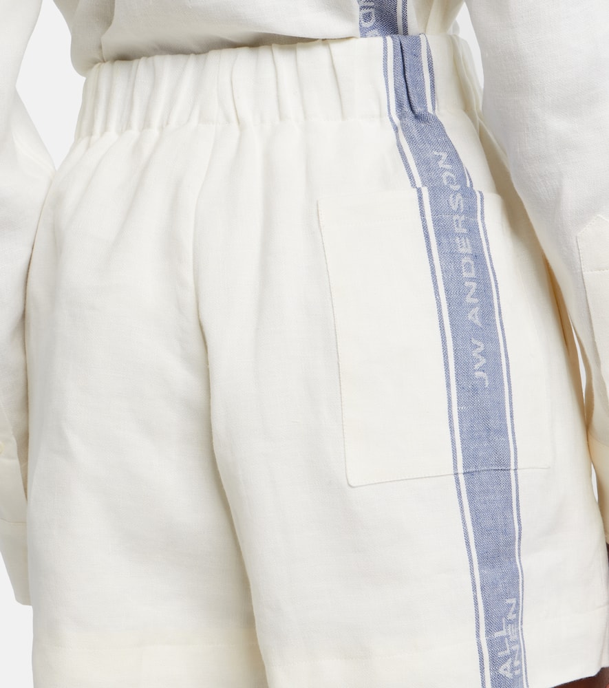 Linen shorts