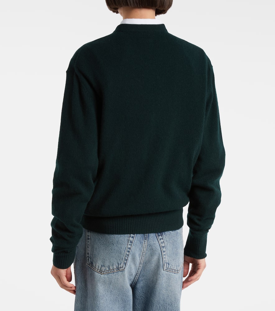Cashmere sweater