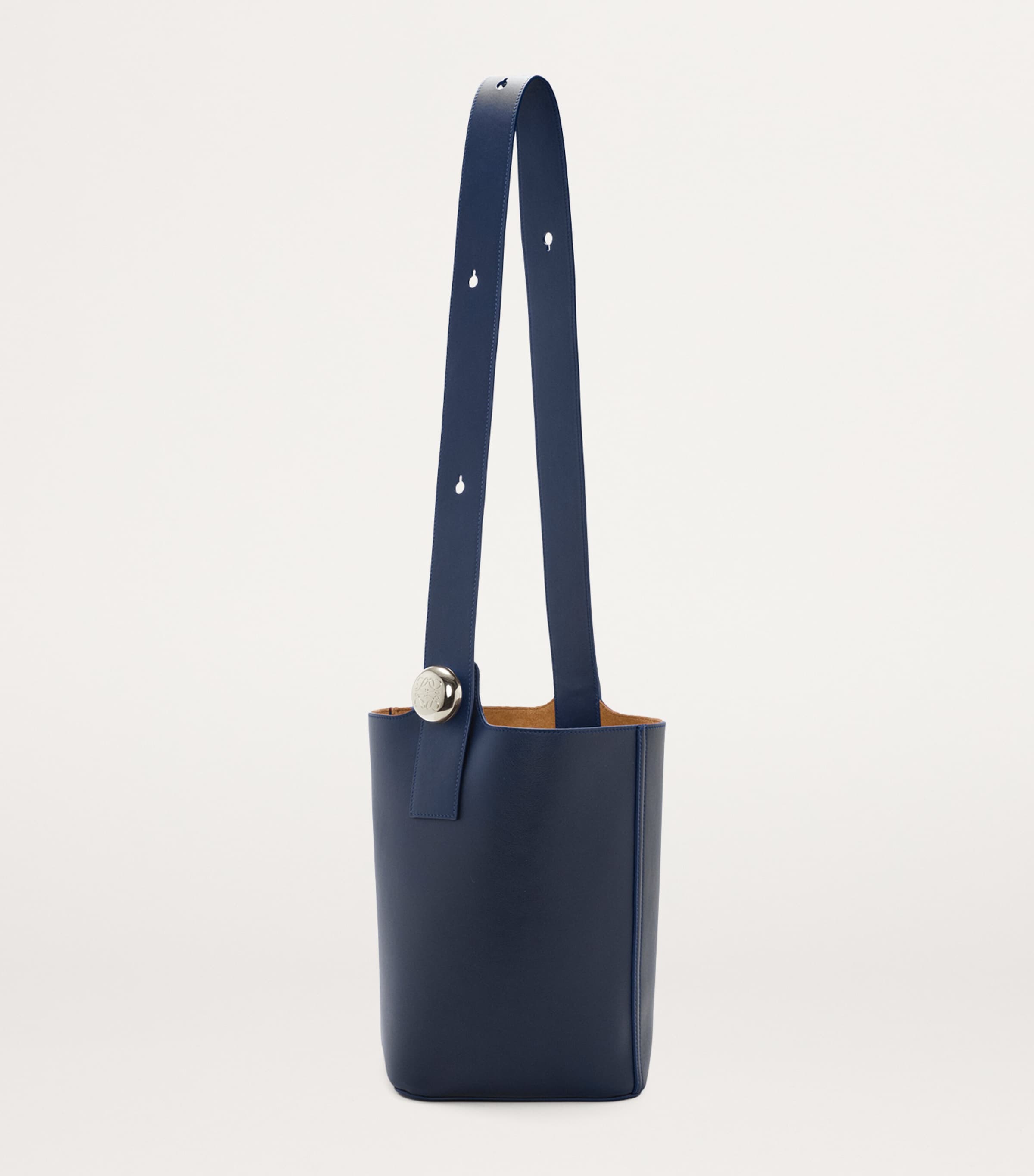 Medium Leather Pebble Bucket Bag