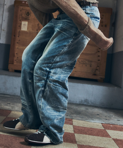Washed Zipper Slit Denim Pants