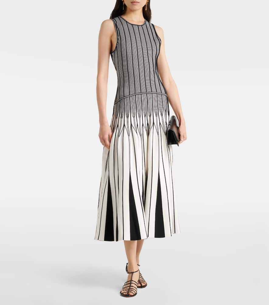 Oaklen knitted midi dress