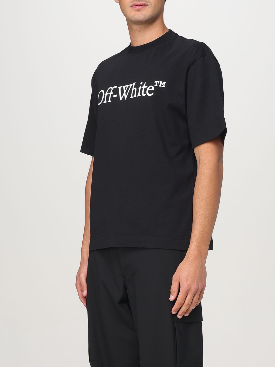 T-Shirt OFF-WHITE Men color Black