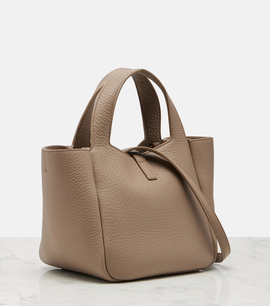 Le 5 à 7 Bea Baby leather tote bag