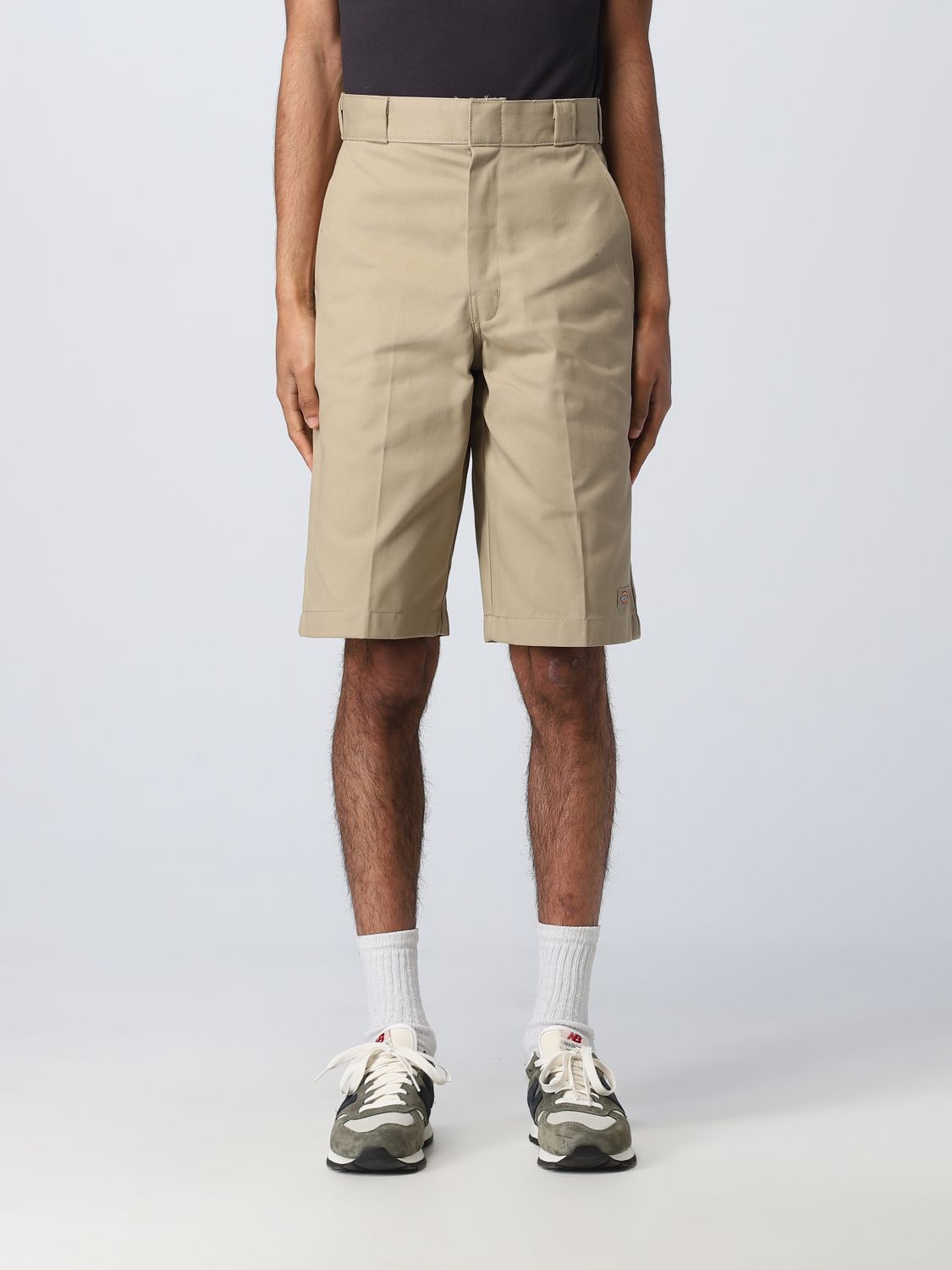 Short Men color Kaki