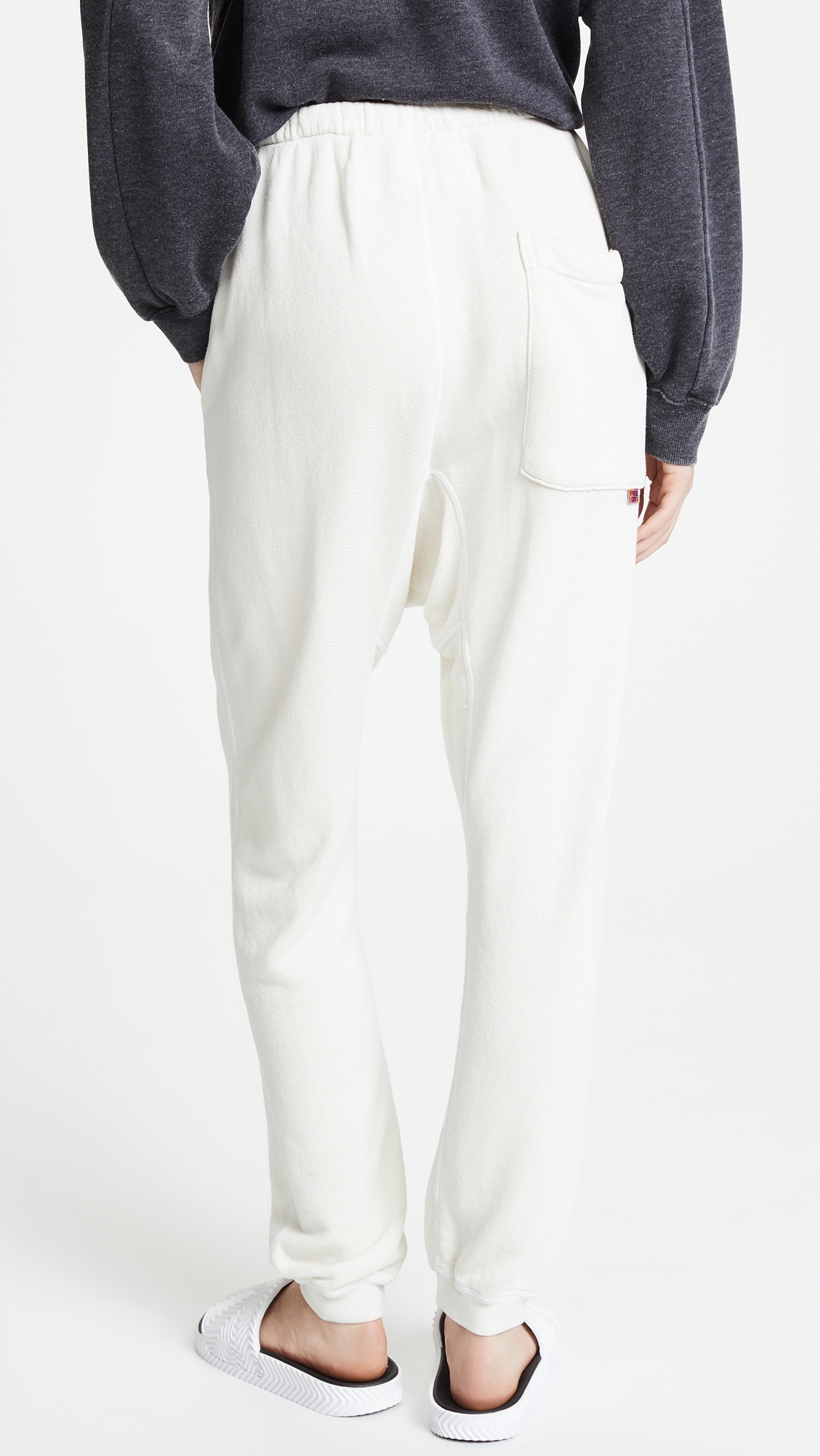 Super Fluffy Pocket Sweatpants Creamy Yumm