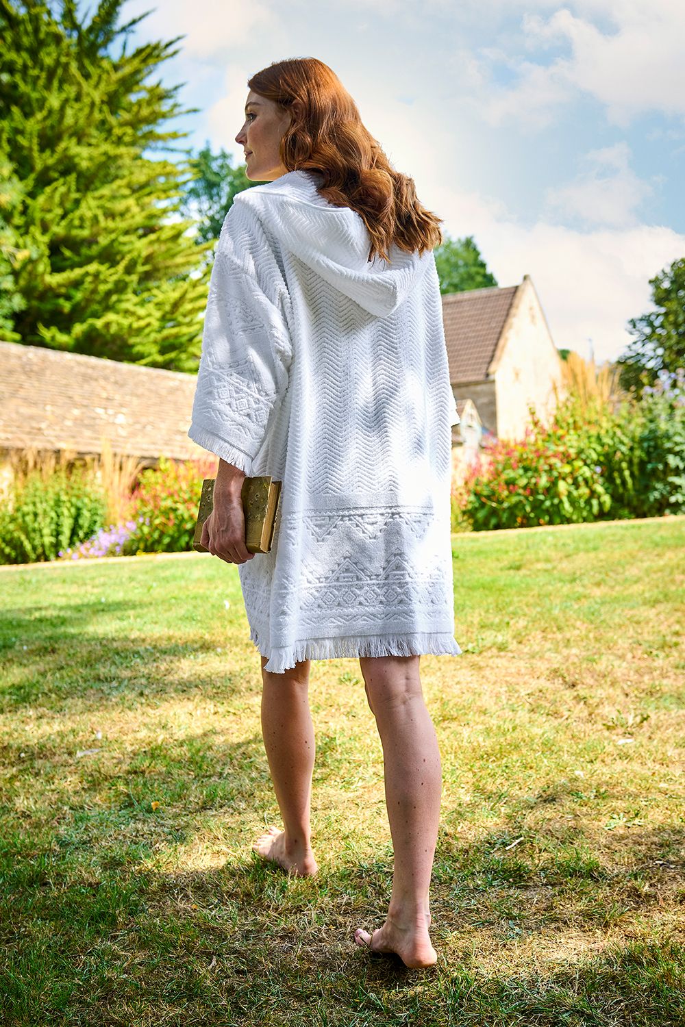 CHRISTY Women's 'Boho' Retro Fringed Cotton Poncho in White