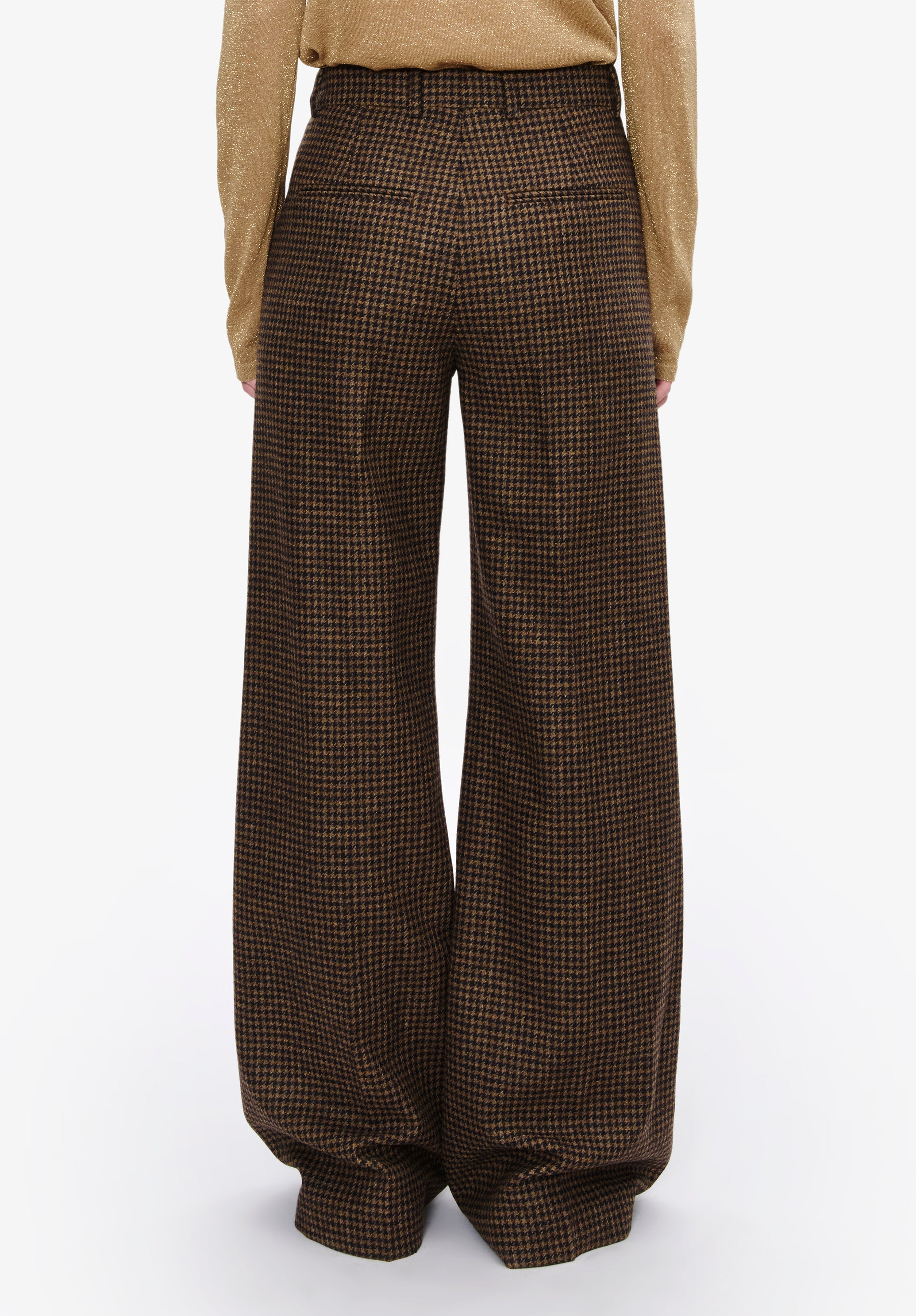 A. P.C. Women's Jude pants Size: 34 in Hazelnut