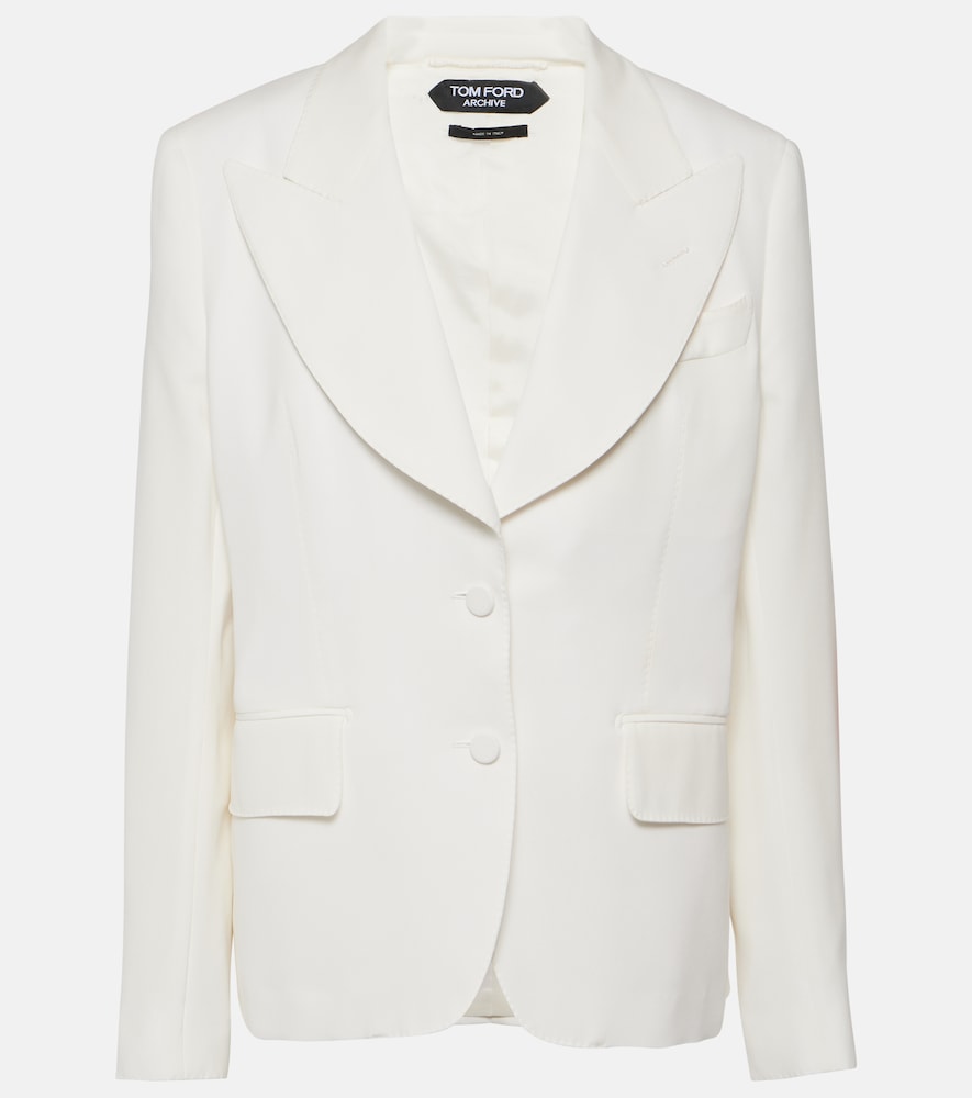 Single-breasted silk blazer