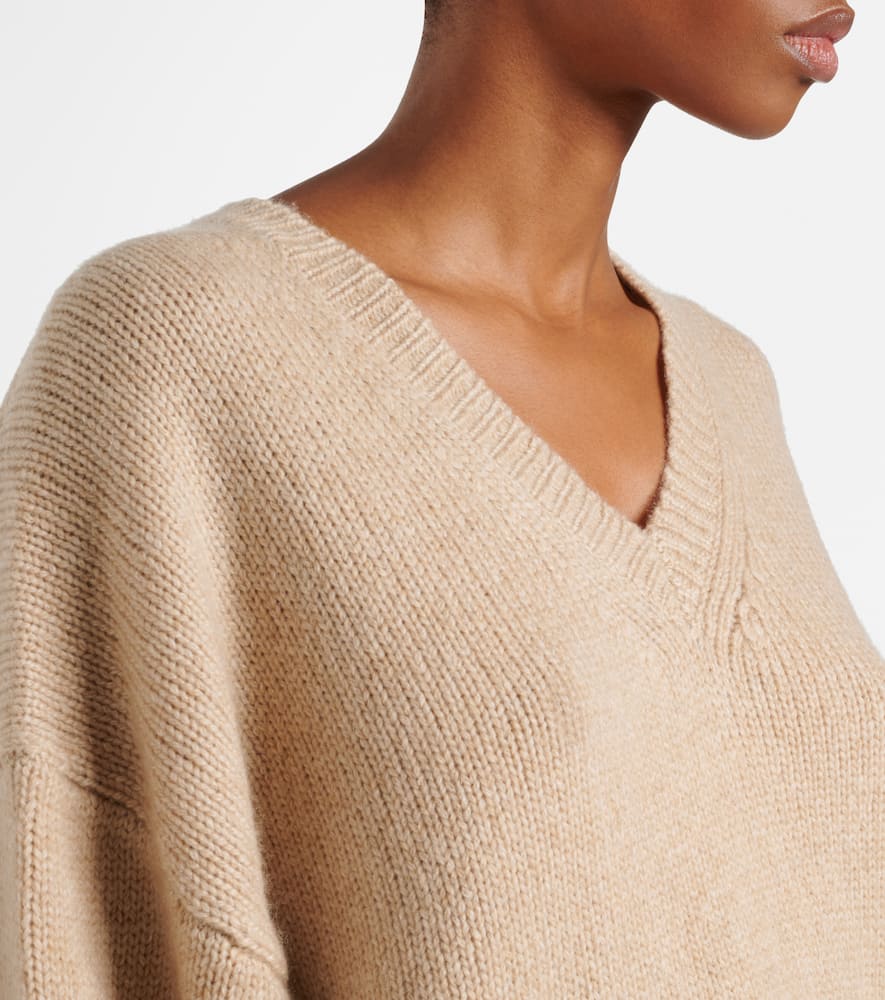 Nili Lotan Shagan cashmere sweater