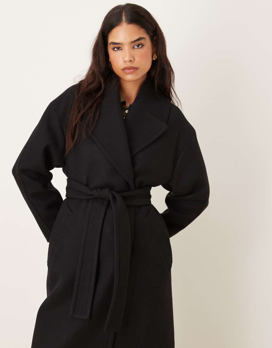 Tailored tie waist coat in black