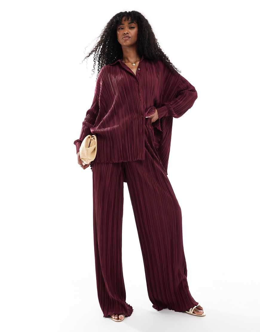 Plisse elasticated waist wide leg trousers co-ord in burgundy-Red