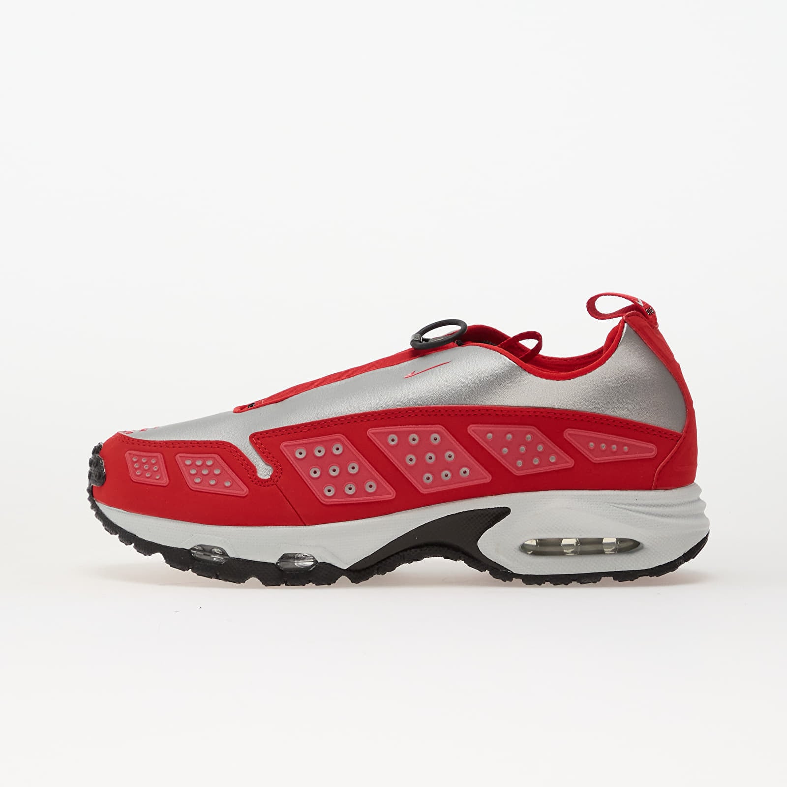 Women's Air Max Sndr W Sneaker in Silver/Red/Black