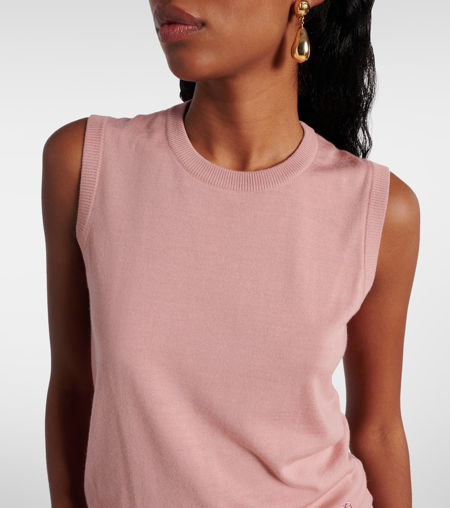 Virgin wool vest